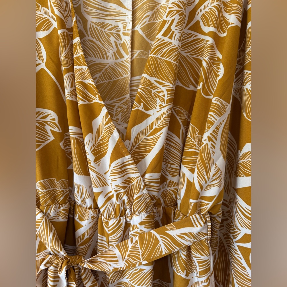 SHEIN Mustard Leaf Print Romper - Picture 5 of 7